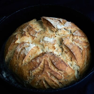 Photo Freshly baked loaf